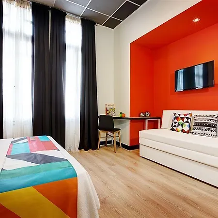 Colors Ladadika 아파트