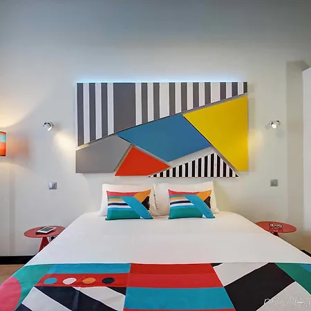 Colors Ladadika 테살로니키